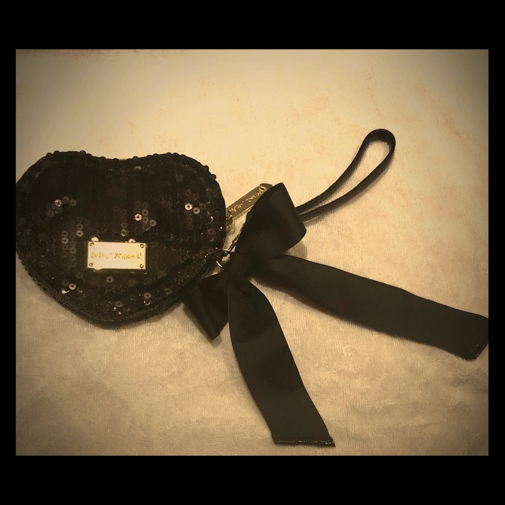 Betsy Johnson heart-shaped wristlet BRAND NEW